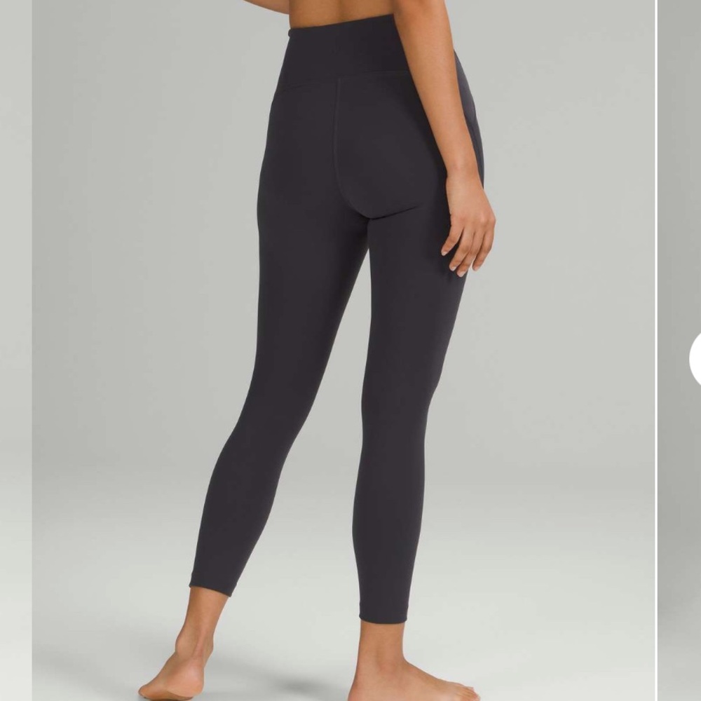 Lululemon InStill High-Rise Tight 25" leggings
Black Granite - Picture 2 of 5